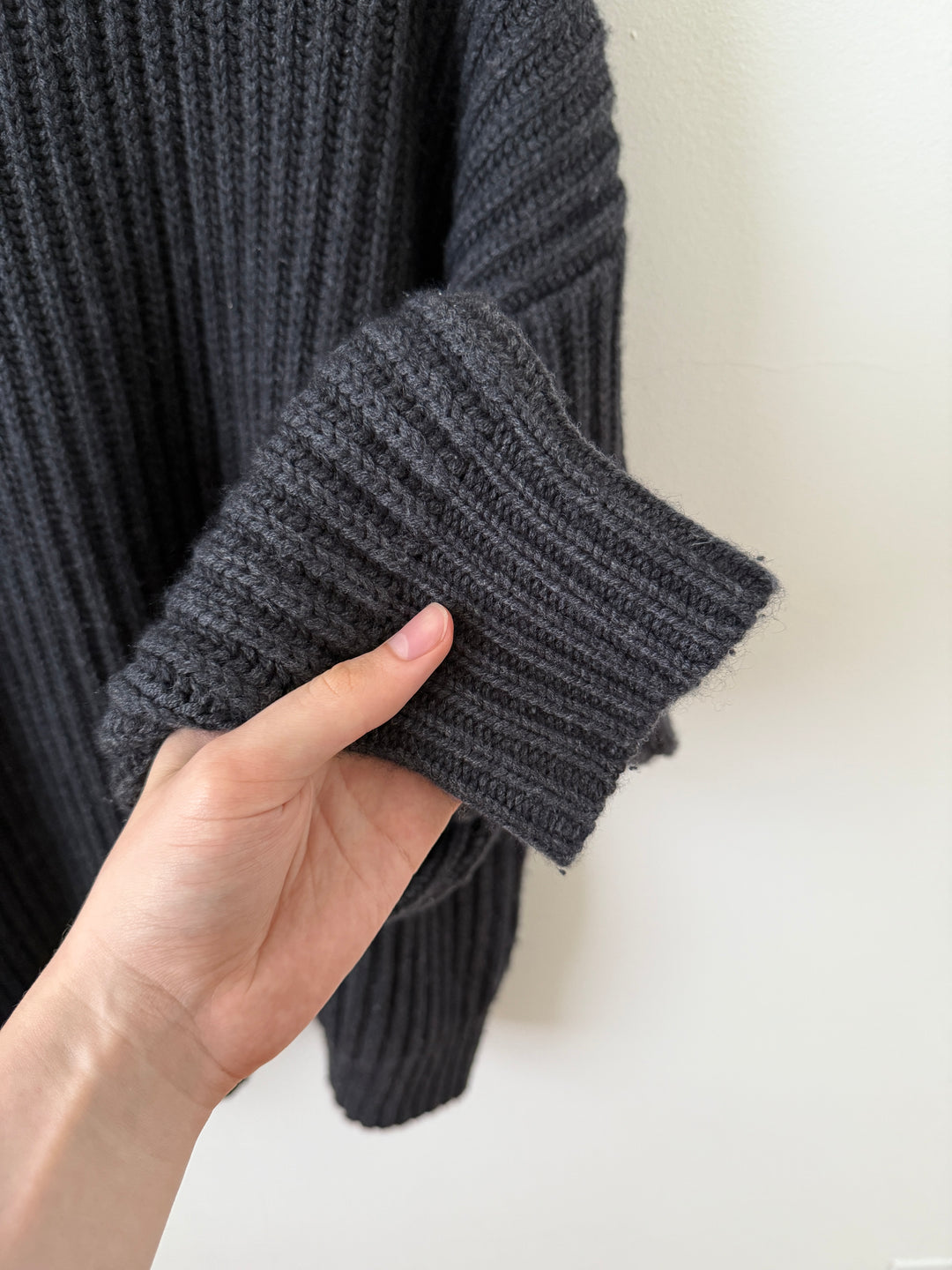 Capri Cashmere Crew Sweater