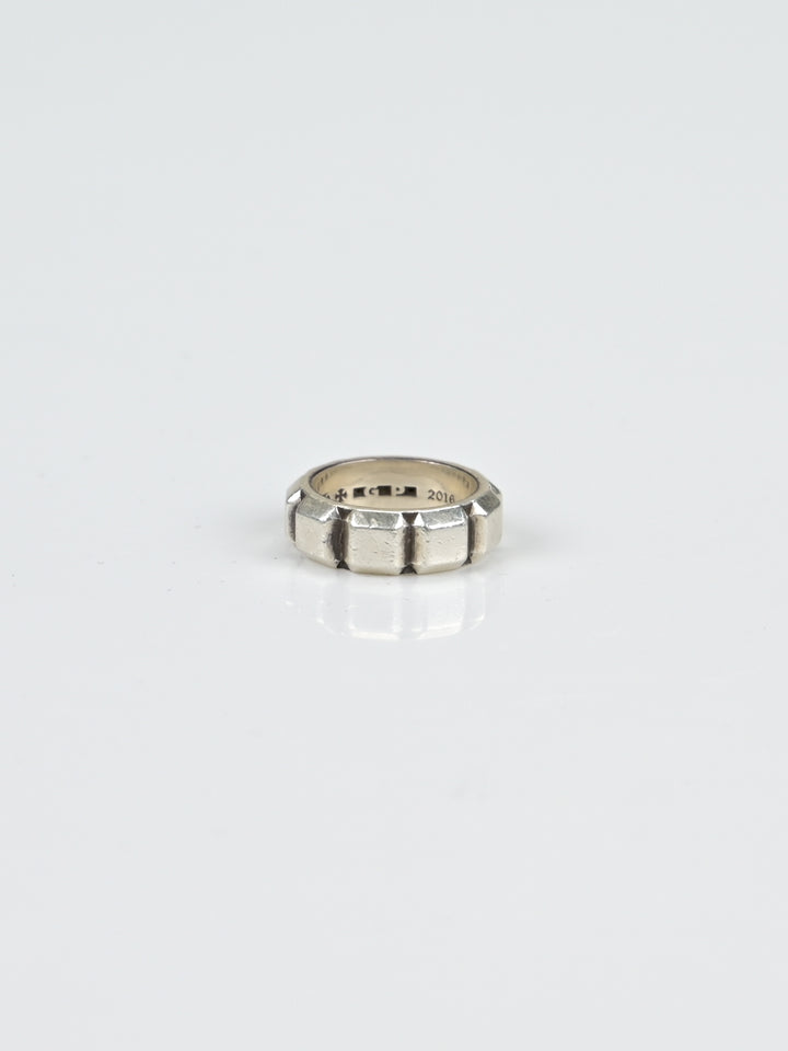 EXCLUSIVE "Squares" Ring