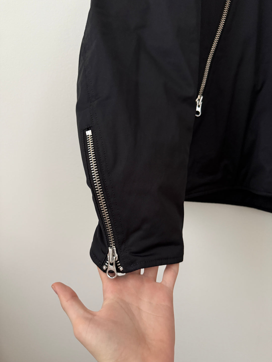 MM6 Hooded 5 Zip Bomber w/Scarf