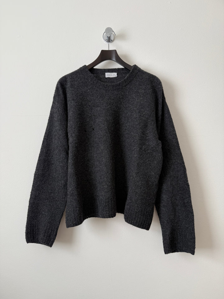 Wool Powder Knit Sweater