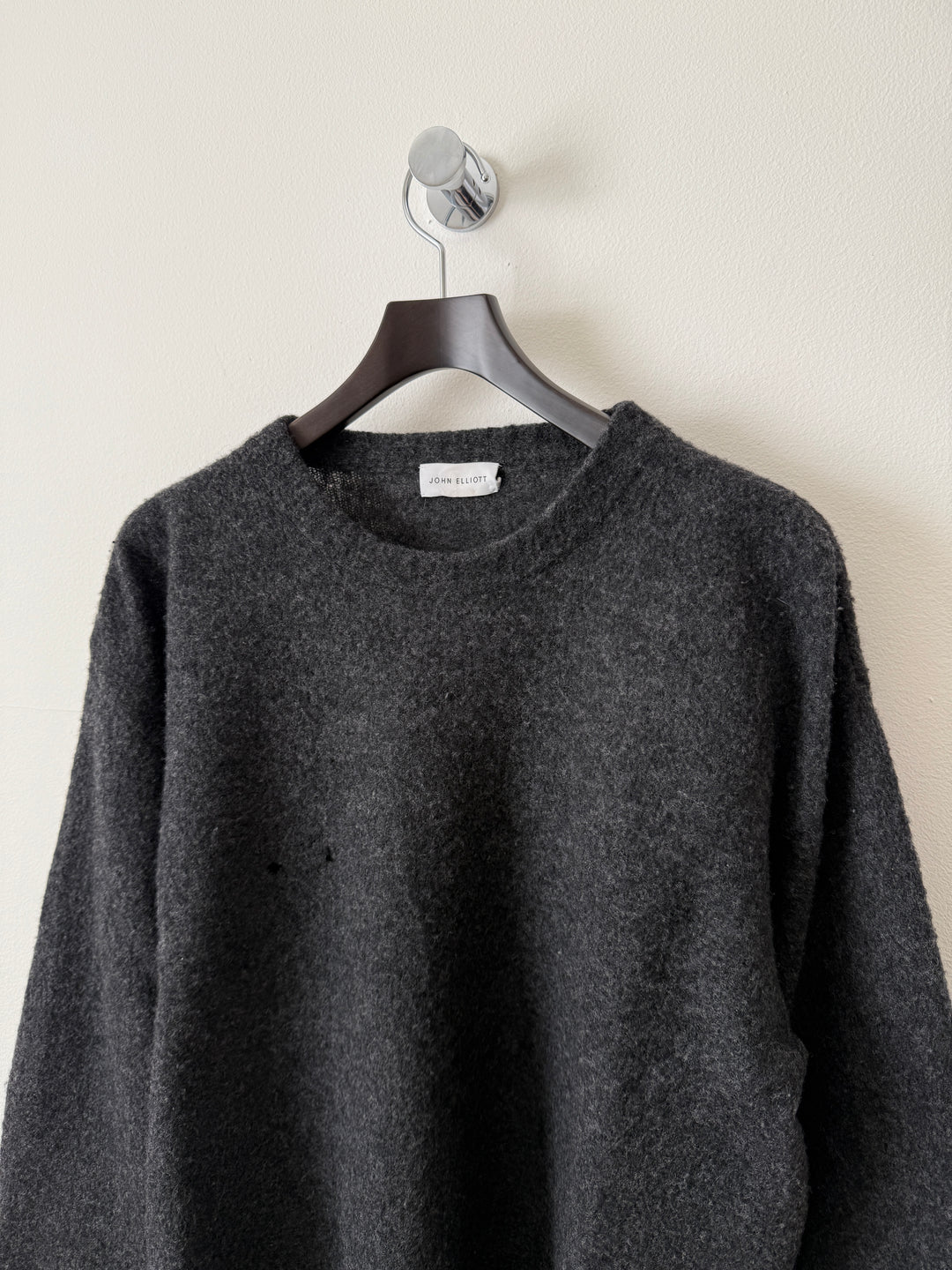 Wool Powder Knit Sweater