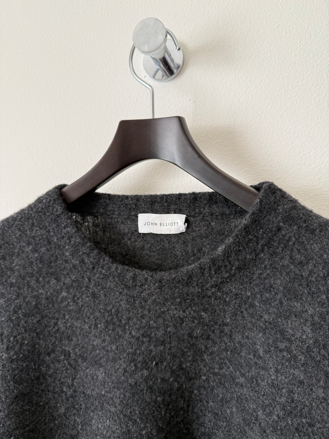 Wool Powder Knit Sweater