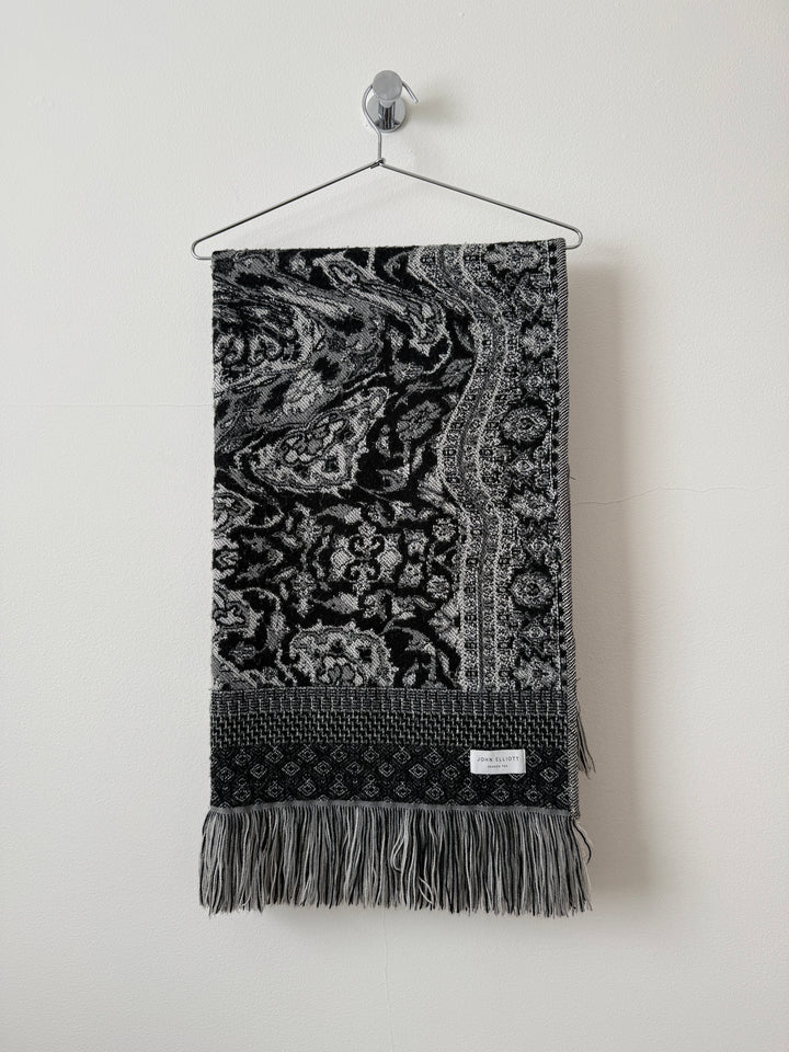 Stretch The Floor Throw Blanket