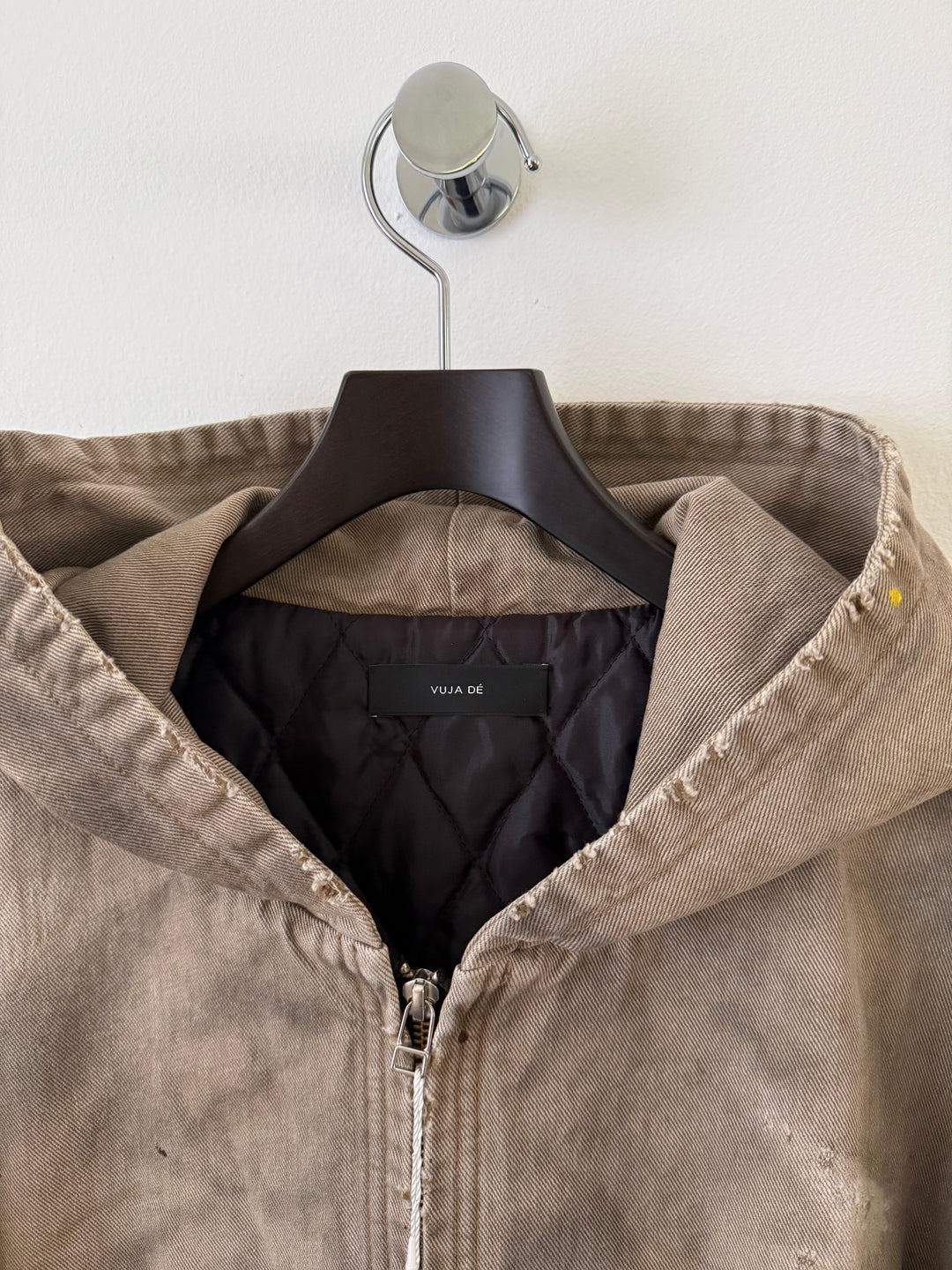 BECK DESTROYED HOODED BOMBER IN BRUSHED COTTON