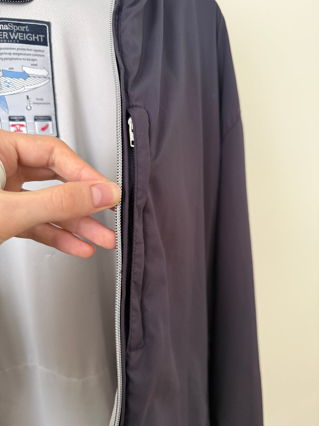 Sport Featherweight Packable Windbreaker Zip Up Jacket