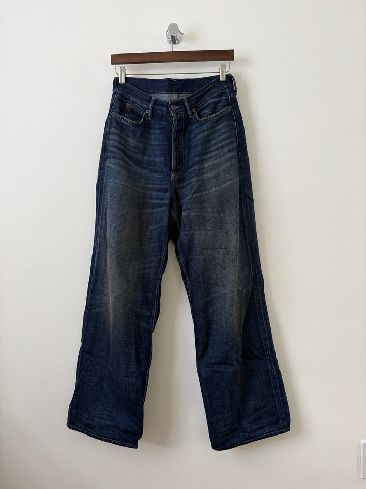 U Yoyogi 1981 Loose Fit Jeans