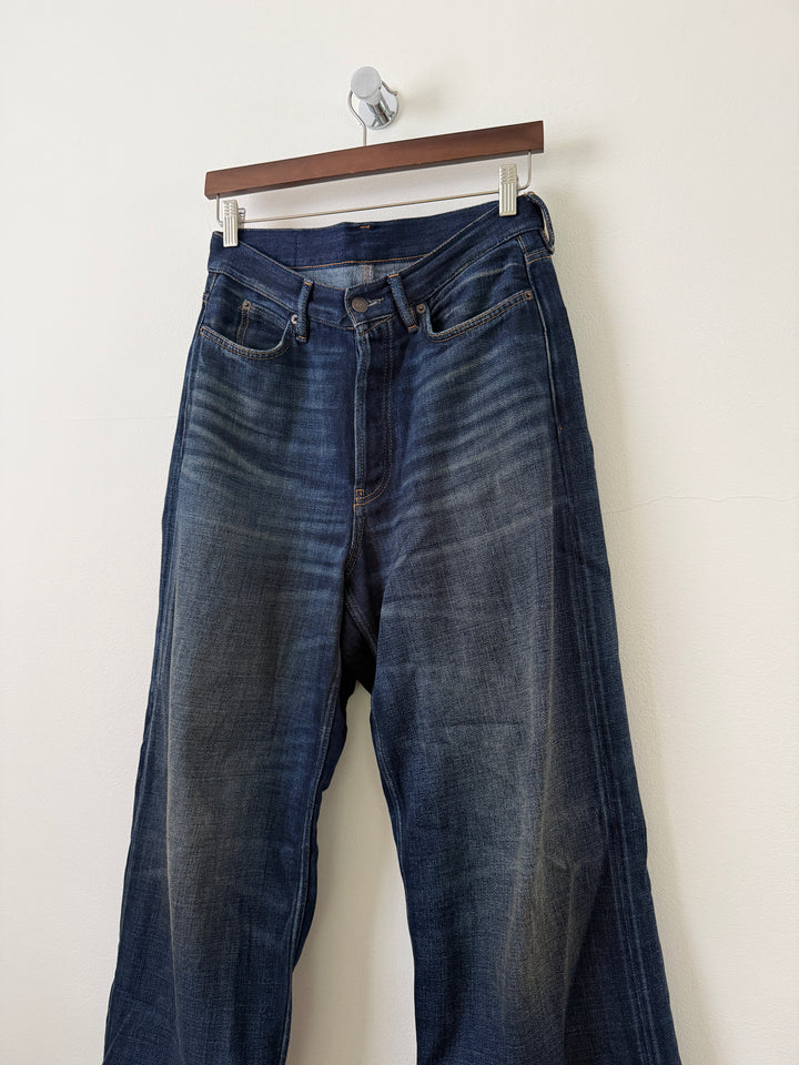 U Yoyogi 1981 Loose Fit Jeans