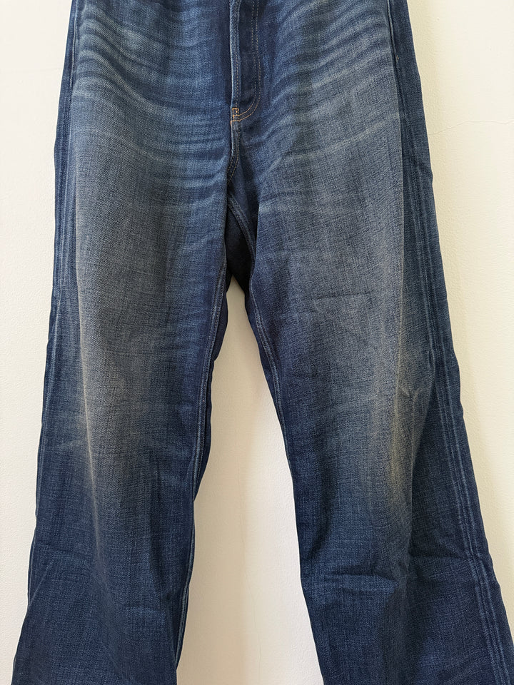 U Yoyogi 1981 Loose Fit Jeans