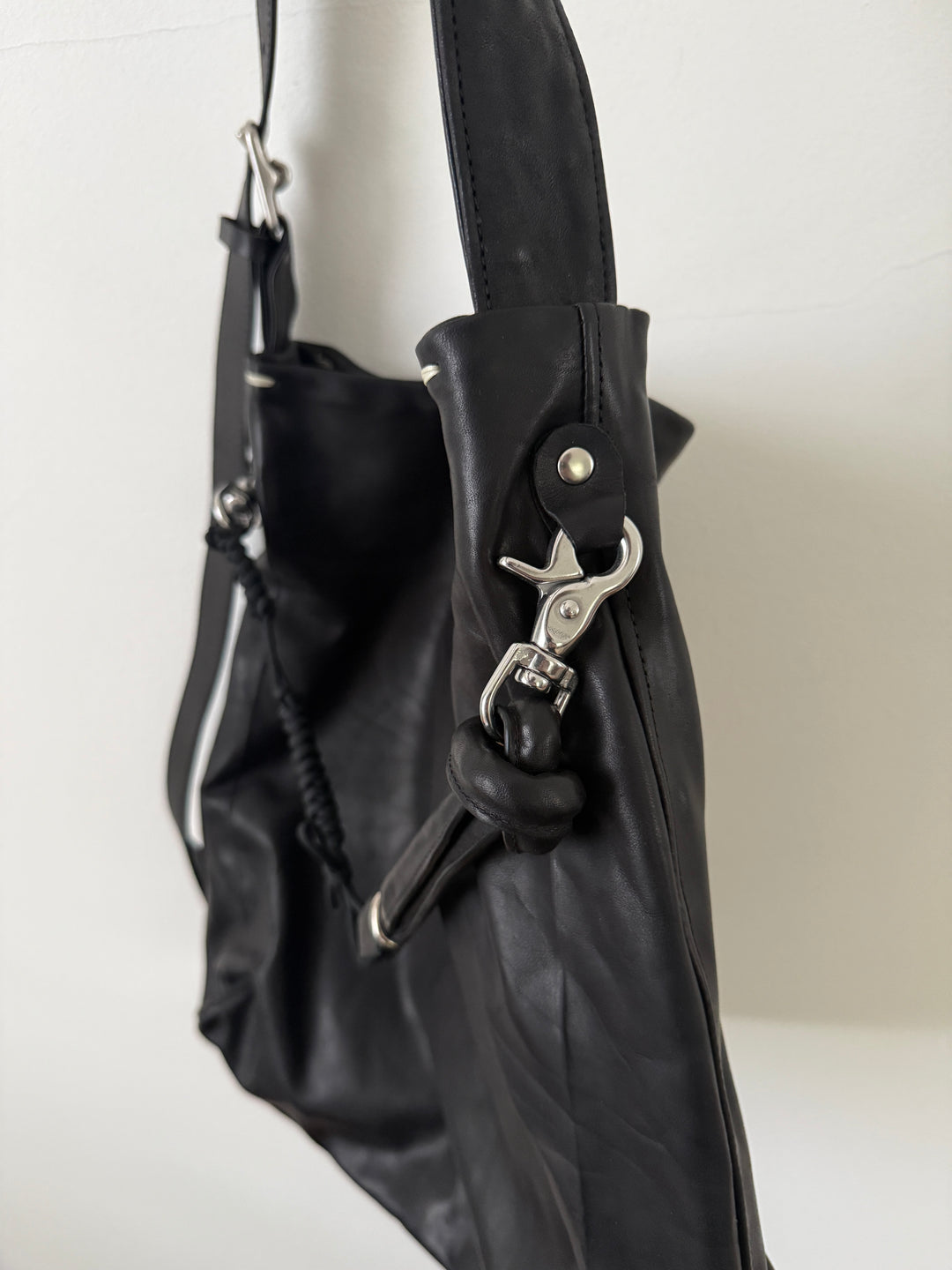 Belted Horse Gireogi Tote Bag