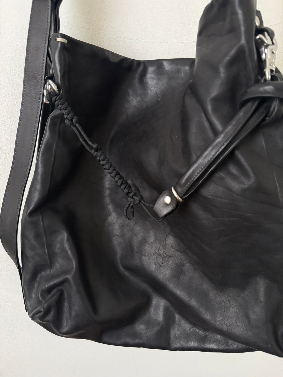 Belted Horse Gireogi Tote Bag