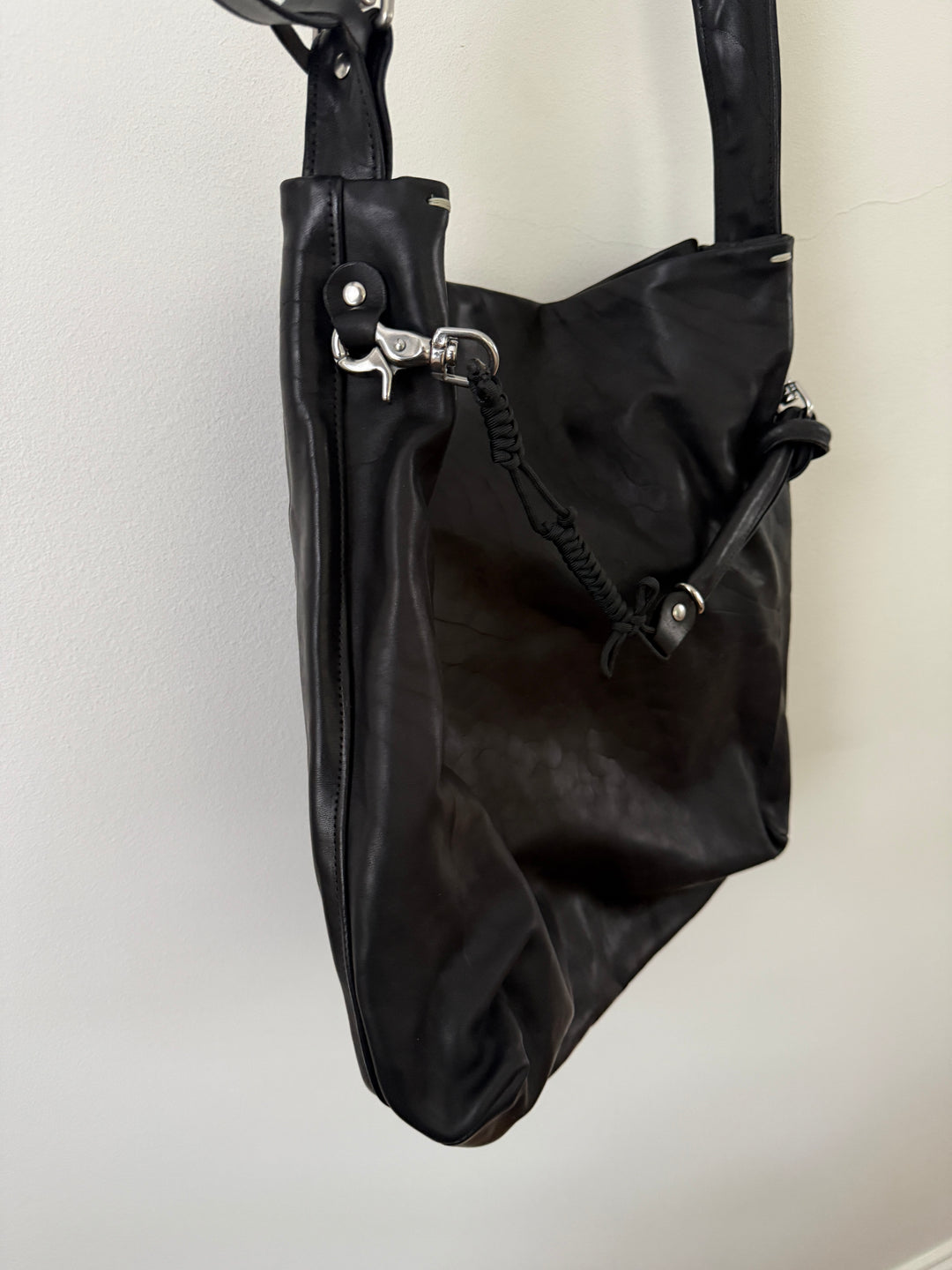 Belted Horse Gireogi Tote Bag