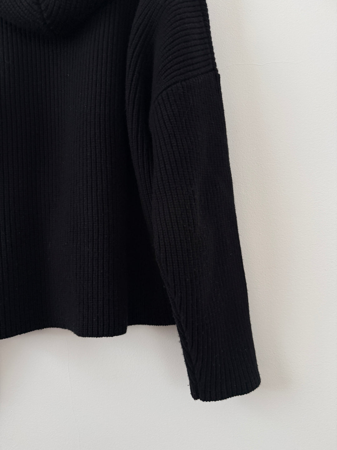 Dakota Knit Poncho Black
