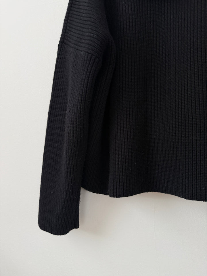 Dakota Knit Poncho Black