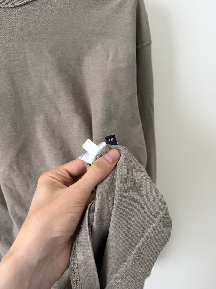 Reverse Cropped Longsleeve Tee