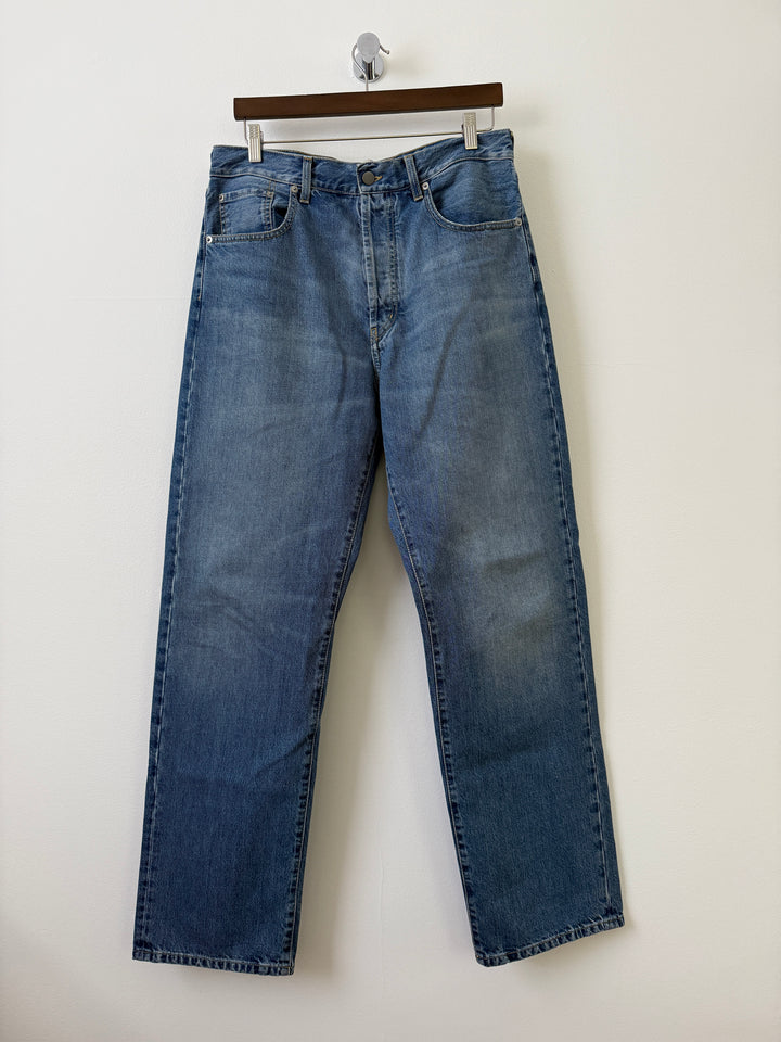 LOT-05 Denim Jeans in Broken Indigo