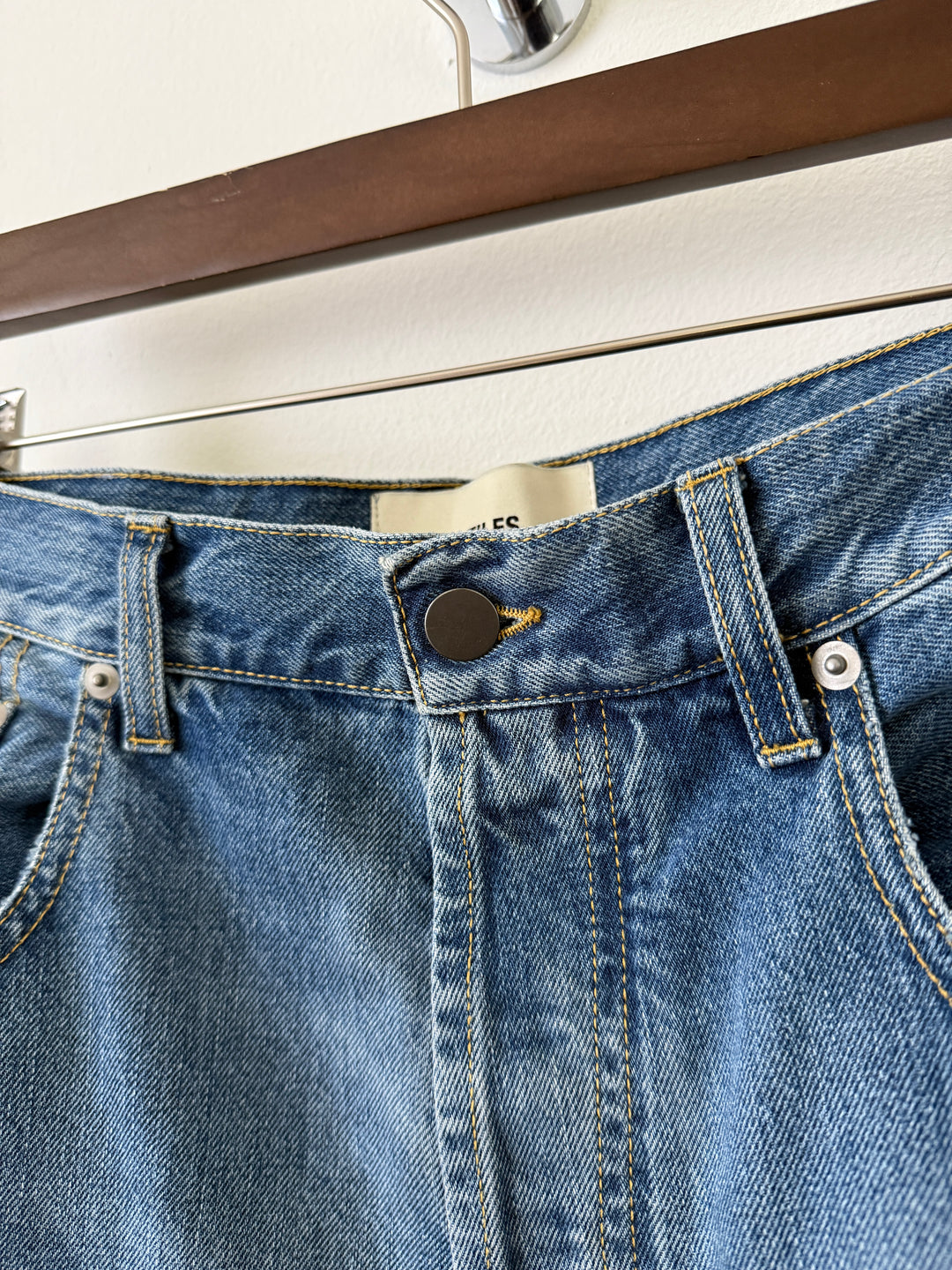 LOT-05 Denim Jeans in Broken Indigo