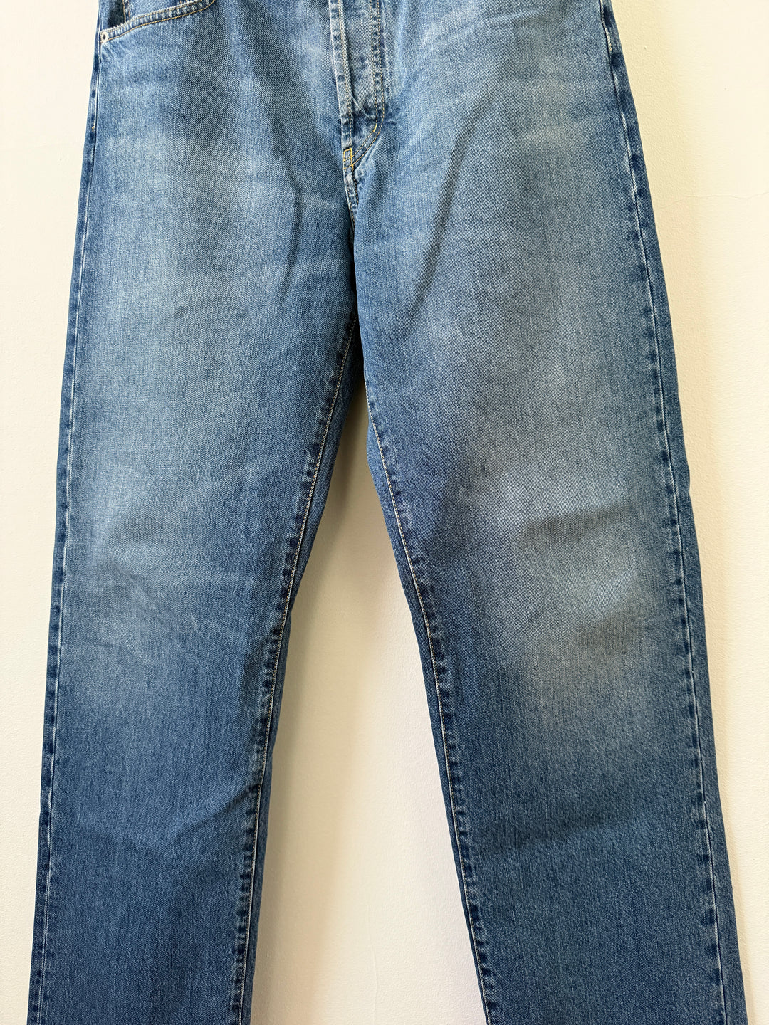 LOT-05 Denim Jeans in Broken Indigo