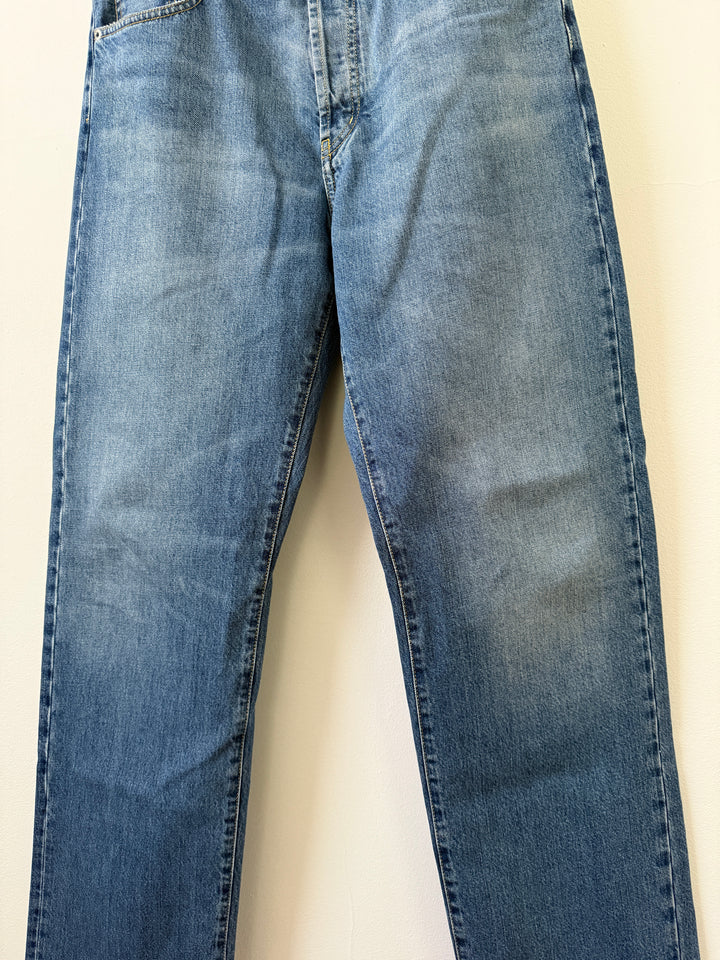 LOT-05 Denim Jeans in Broken Indigo