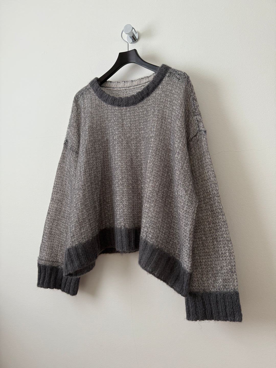 Scoop Neck Loose Gauge Sweater