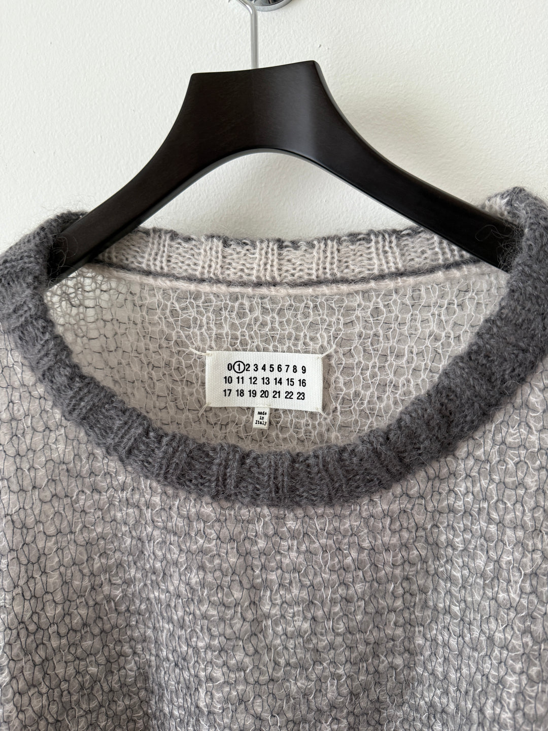 Scoop Neck Loose Gauge Sweater